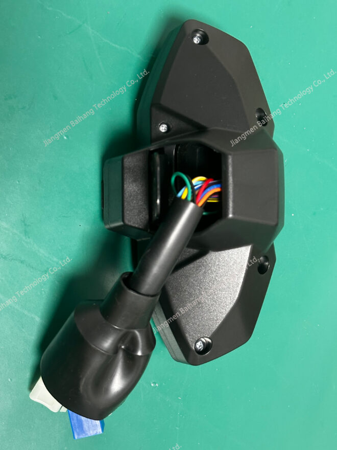 MC82200 - Image 3