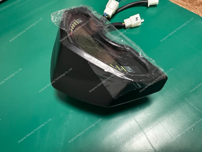 MC70200 - Image 3
