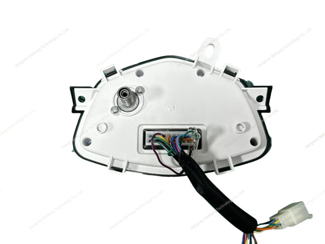 MC70100 - Image 5